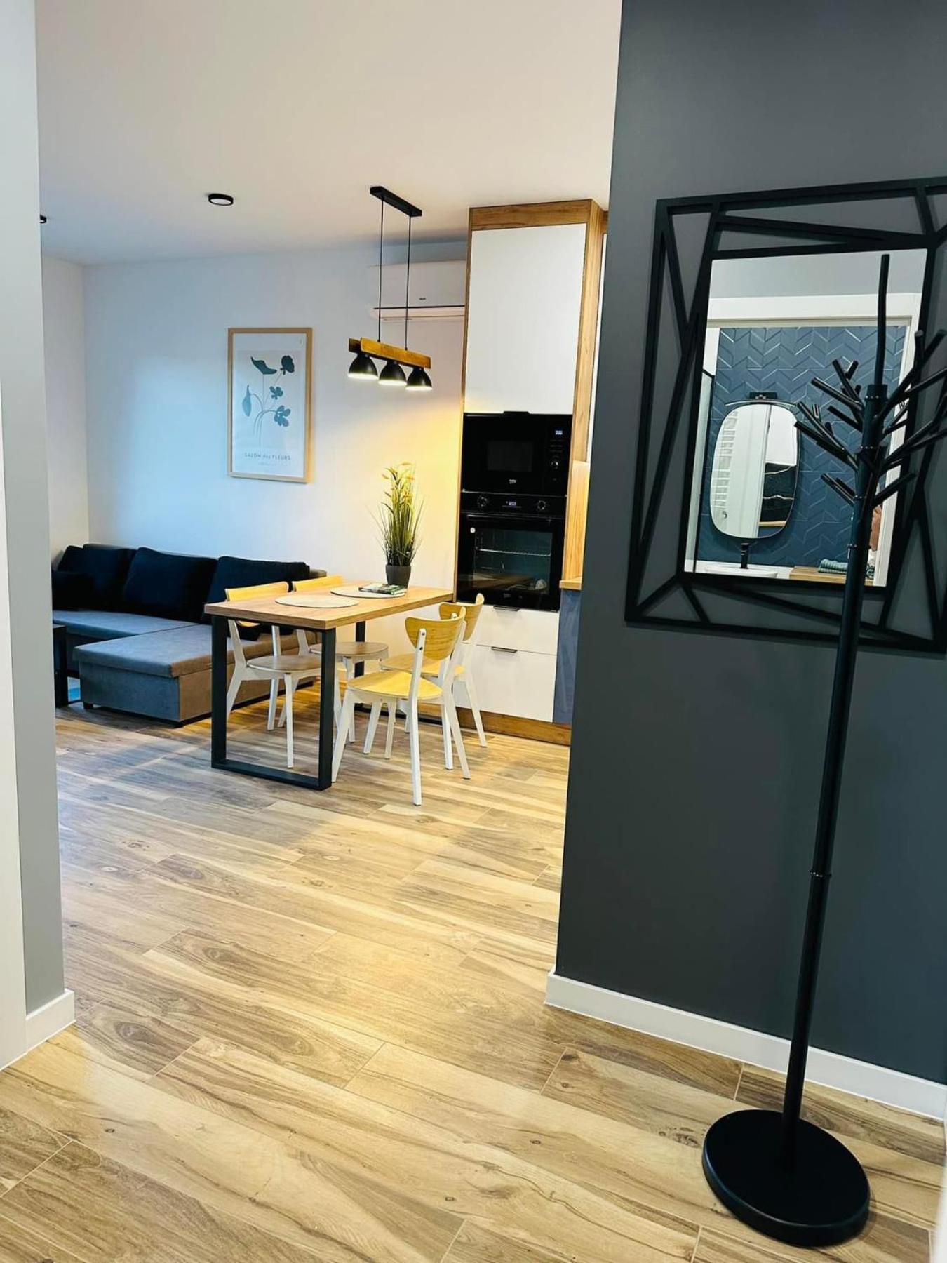 Debowa 3 Priv Ogrod I Miejsce Na Rowery Apartment